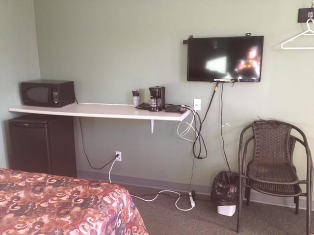 خليج ثندر Modern Motel المظهر الخارجي الصورة